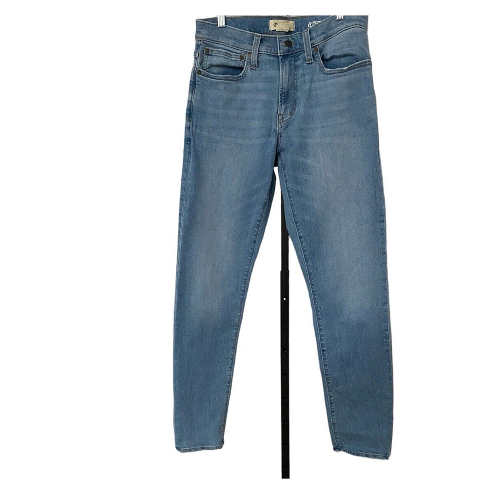 NWOT Madewell Jeans Mens 32x34 Light Wash Blue Denim Athletic Slim Fit Jeans